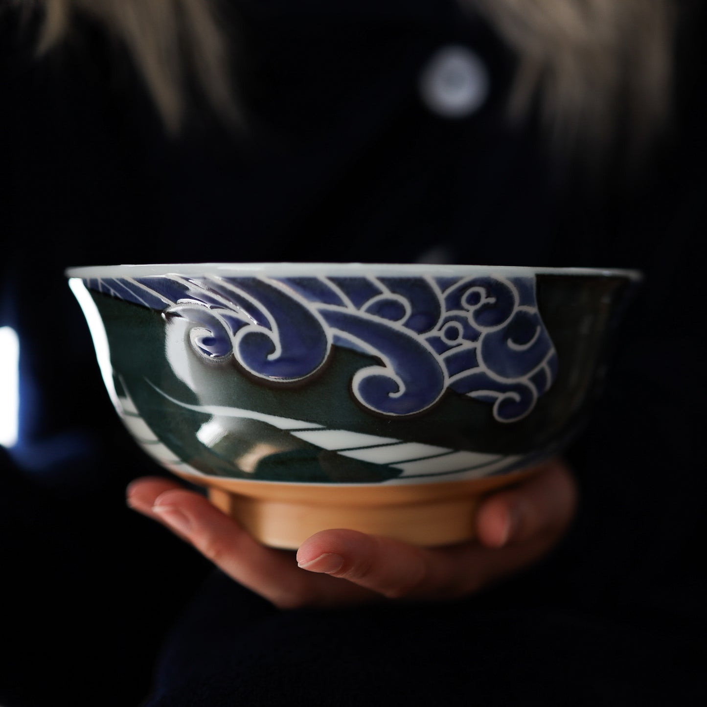 Ramen Noodle Large Bowl 19cm - Shiranami Whale