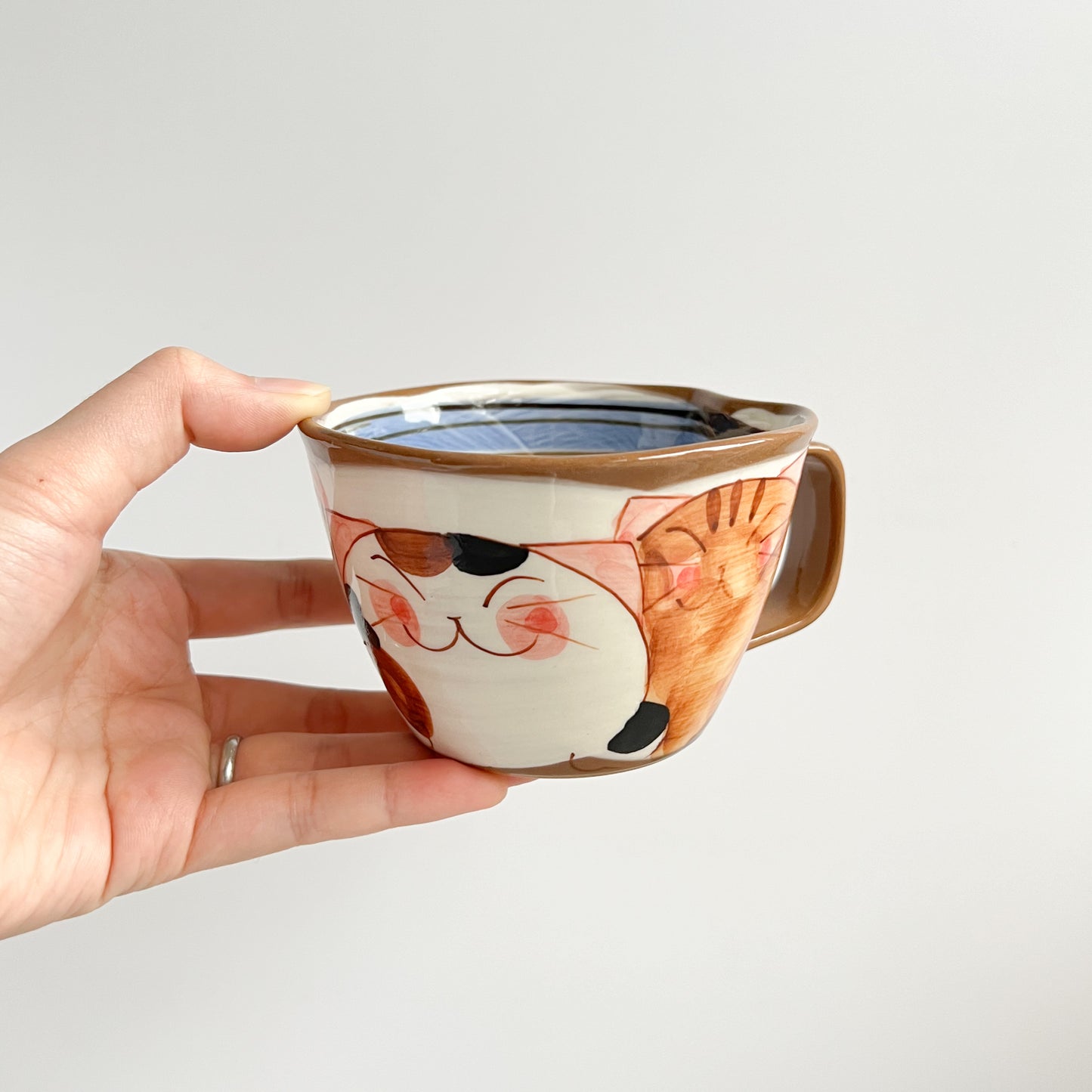 Hasami Ware Hand Painted Mug 300ml - Good Friend Cat