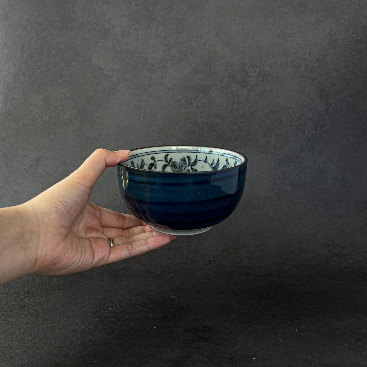 Blue White Arabesque Rice Noodle Donburi Bowl - 13cm / 15cm