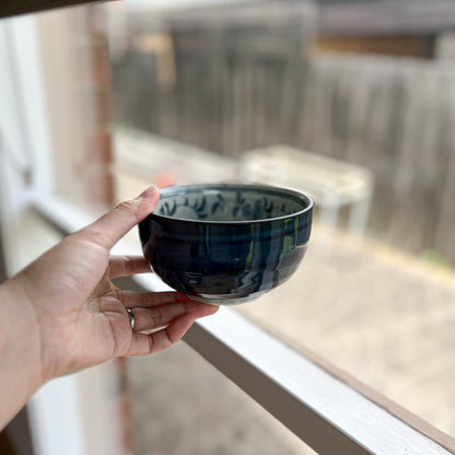 Blue White Arabesque Rice Noodle Donburi Bowl - 13cm / 15cm